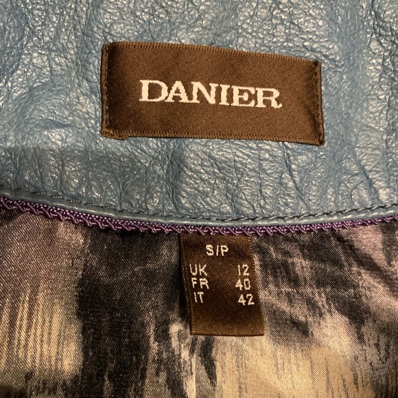 Blue women’s danier leather jacket - Picture 2 of 3